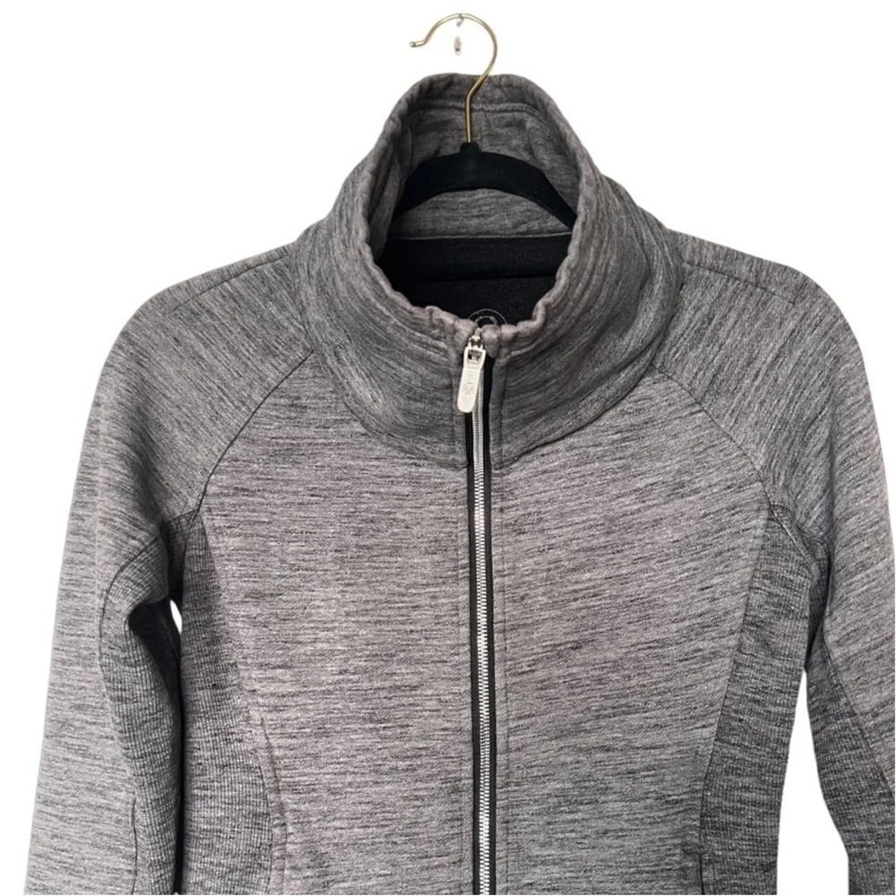 Lululemon Radiant Jacket in Dark Gray Size 4